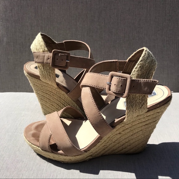 Jessica Simpson Wedge Sandals - Picture 4 of 7